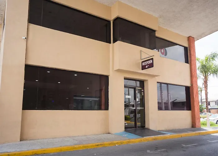 Hotel near College: Capital O 88 Inn